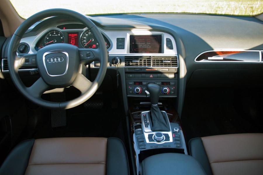 Торпедо Audi A6 3.0T Quattro Sedan (4F, C6) 2008 года  (NA) (фото 29 из 34)